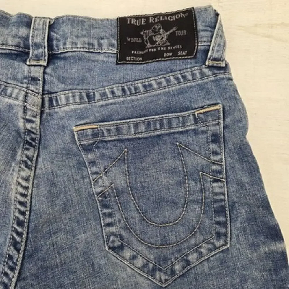 True Religion Shorts Men 31 Ricky Relaxed Straight Denim Cut-Off Distressed